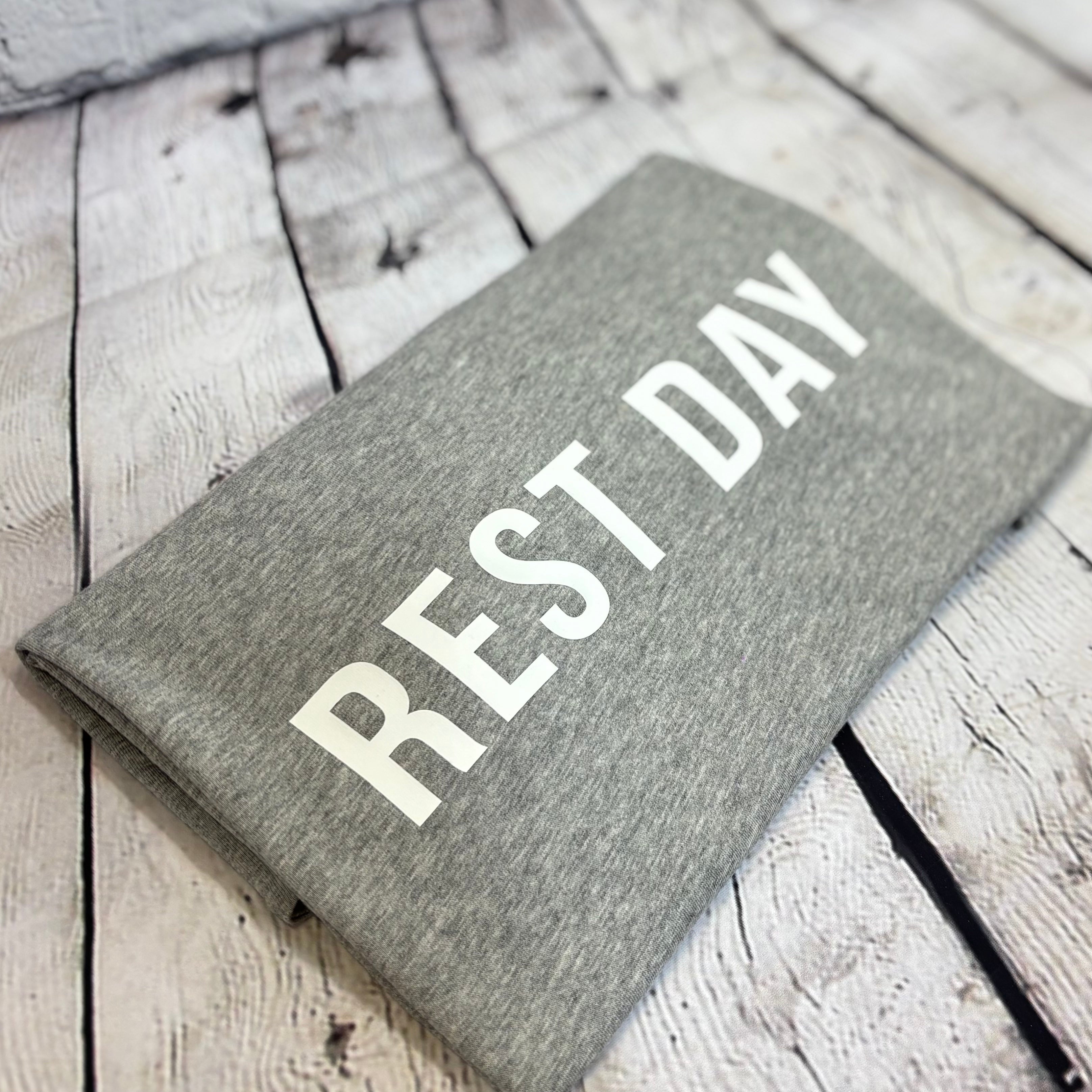 Women's Rest Day Fitted T-Shirt